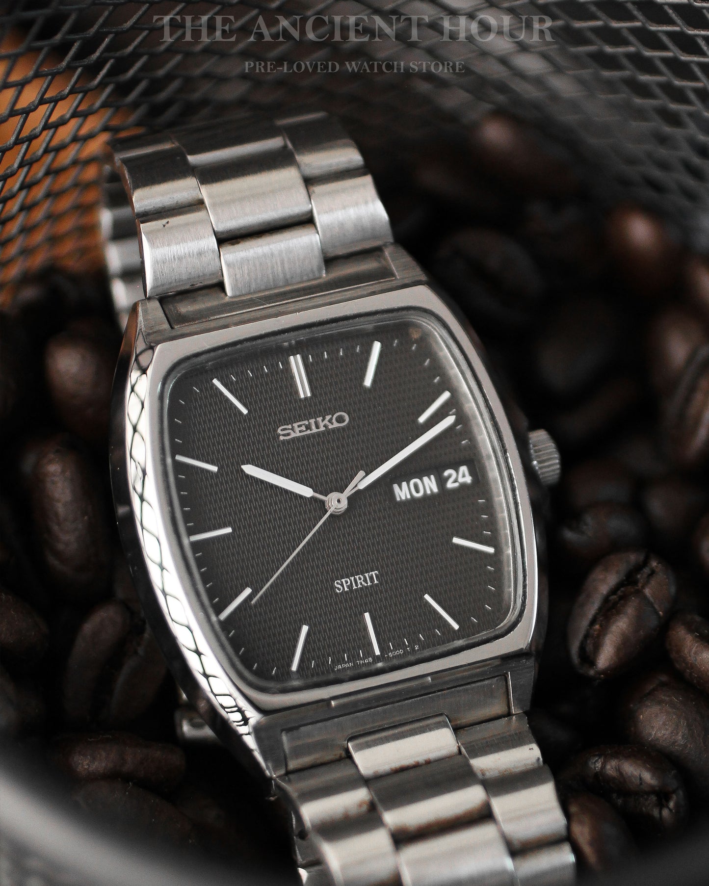 Seiko Chronos Black Radiator Dial - 5H23 Cushion Case Minimalist