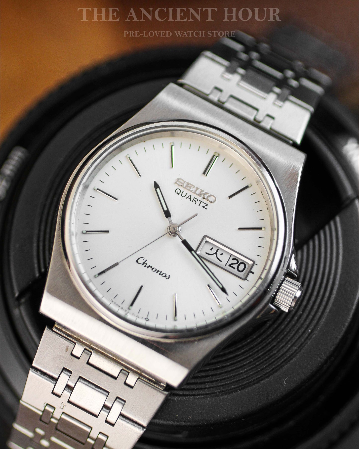 Seiko Chronos Quartz 8123-7090 Day/Date Vintage Men’s Watch