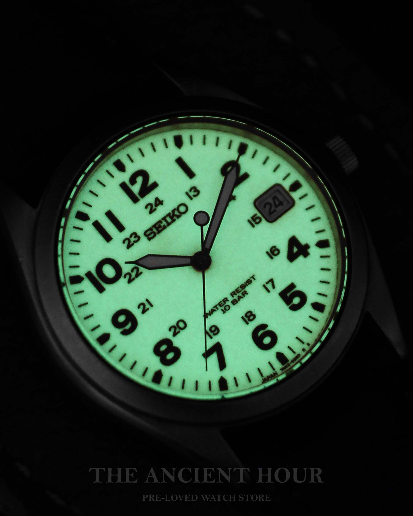Seiko Luminous radium dial - 7N42-8260 