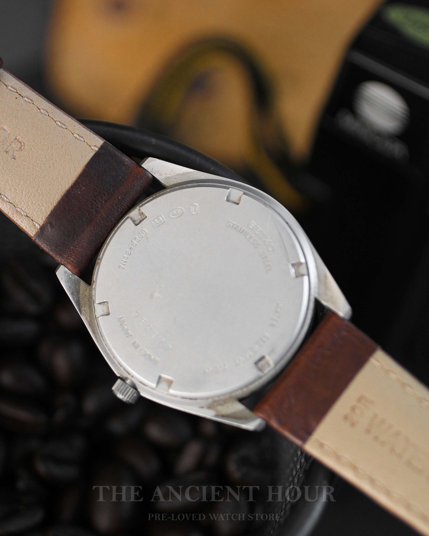 Seiko Luminous radium dial - 7N42-8260 