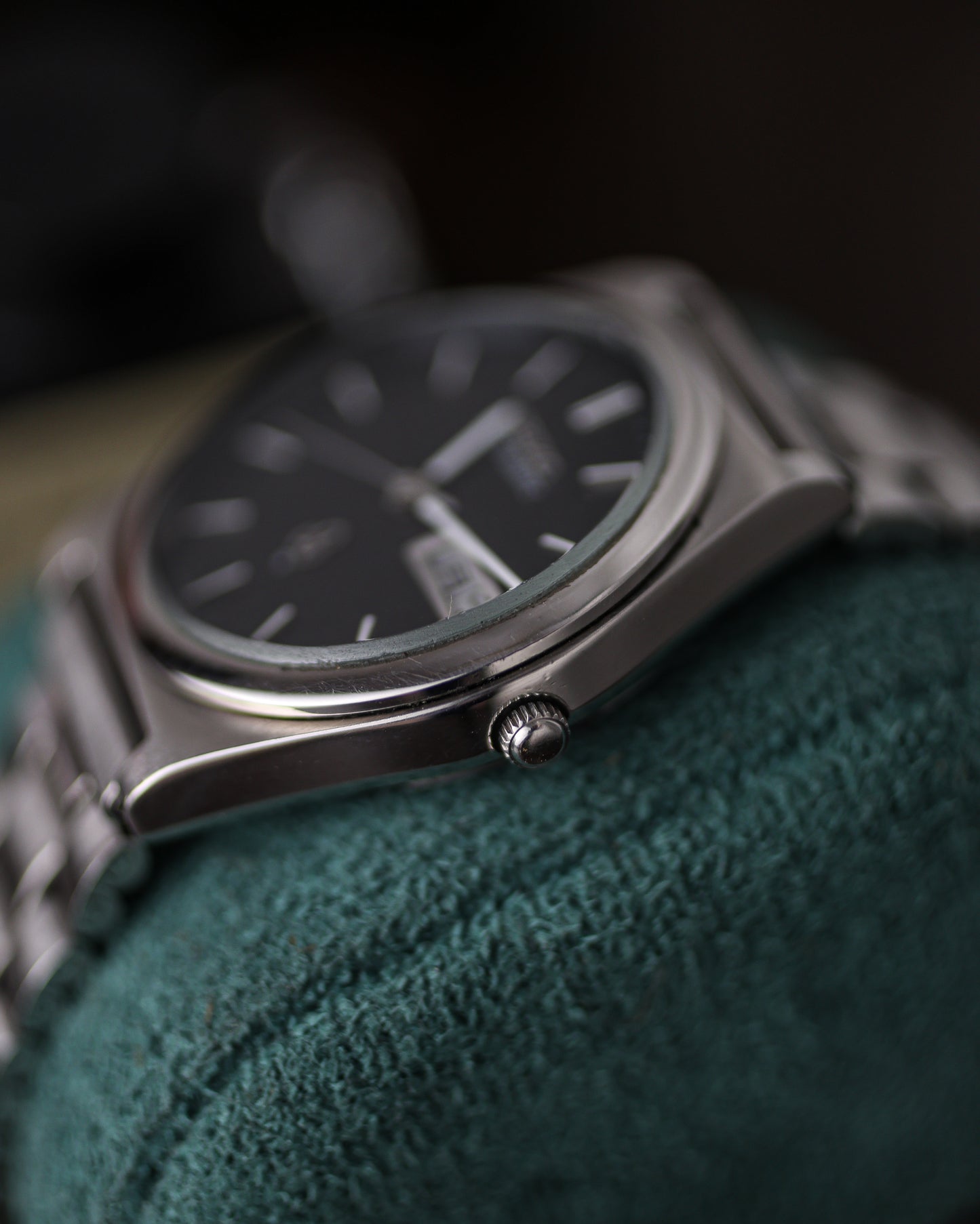 Vintage Seiko Lord Quartz Black Linen dial 7853