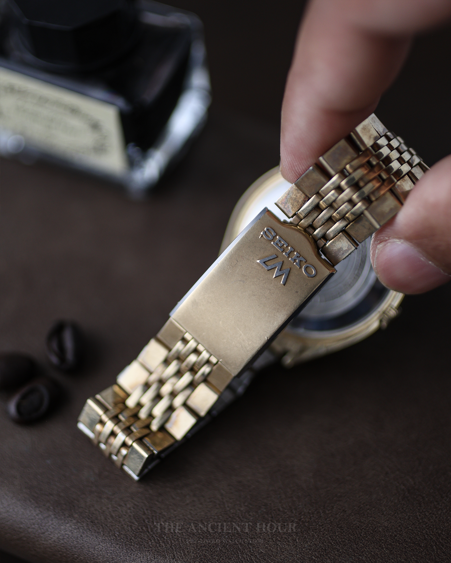 1970 Vintage Seiko Gold Plated linen dial Ref. 5606-7010