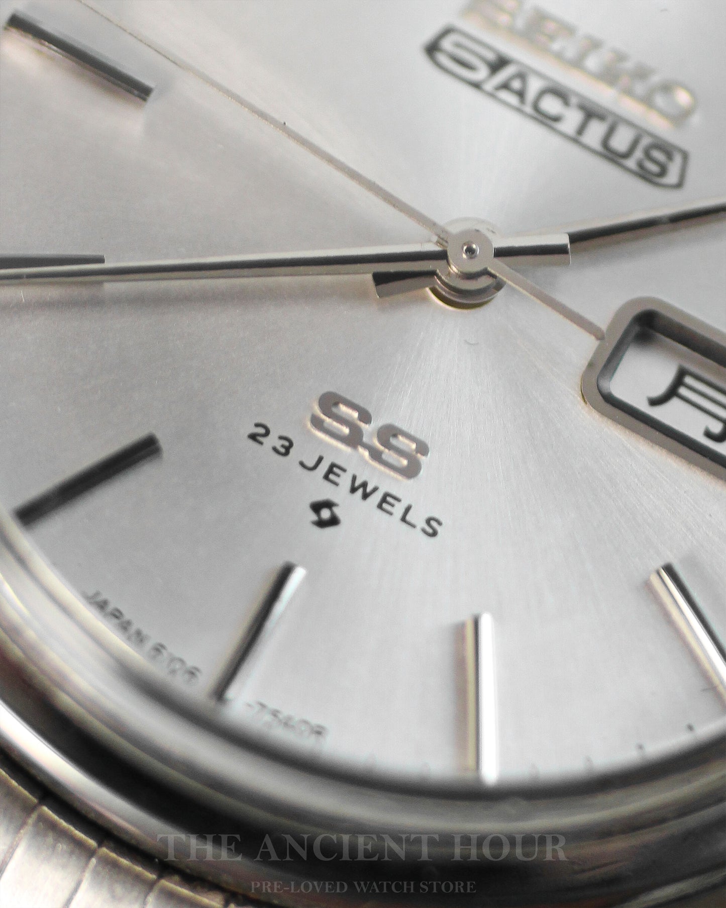Seiko 5 Actus - 6106 Automatic movement - White linen dial