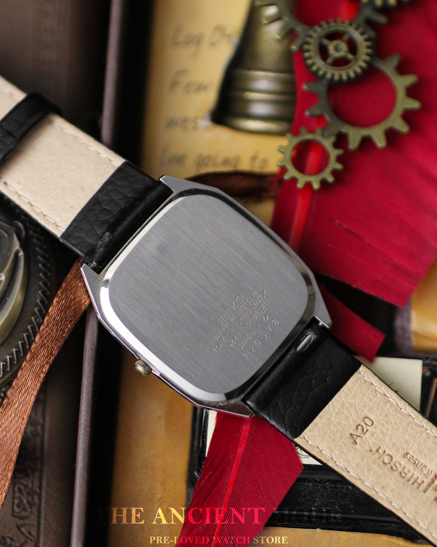 Rare Seiko Twins-Quartz Dolce Special "D" Two-Tone (TGHA) Case with Brushed Dial from August 1980