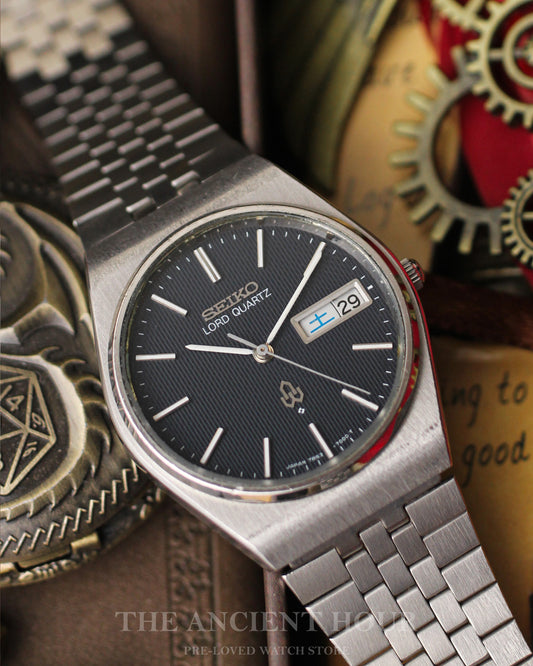 1988 Seiko Lord Quartz - 7853 quartz mov. - Textured dial - Kanji/English calendar