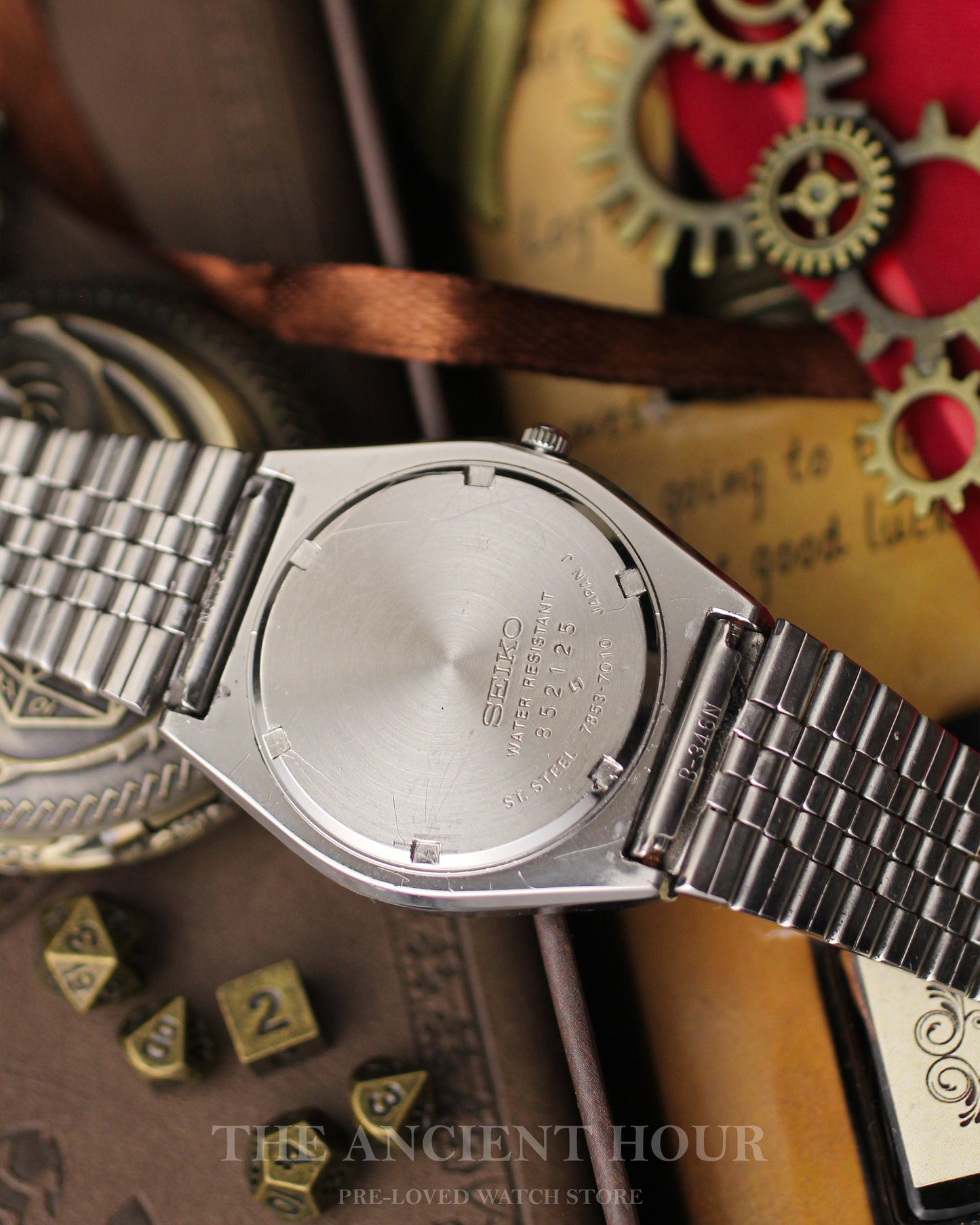 1988 Seiko Lord Quartz - 7853 quartz mov. - Textured dial - Kanji/English calendar