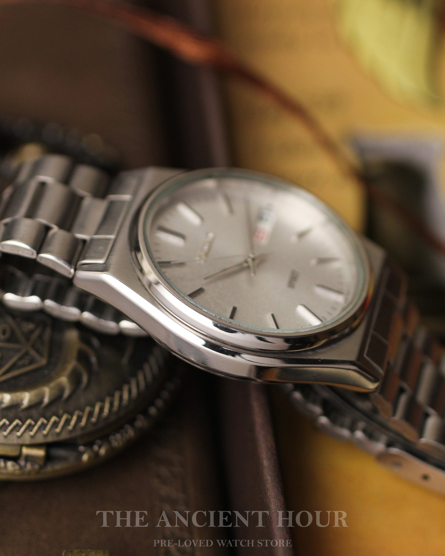 Seiko Spirit in SnowFlake Dial - 7N48-7000 - Original Bracelet - Kanji/English day calendar